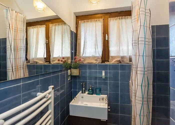 استوديو ليه سوميه *